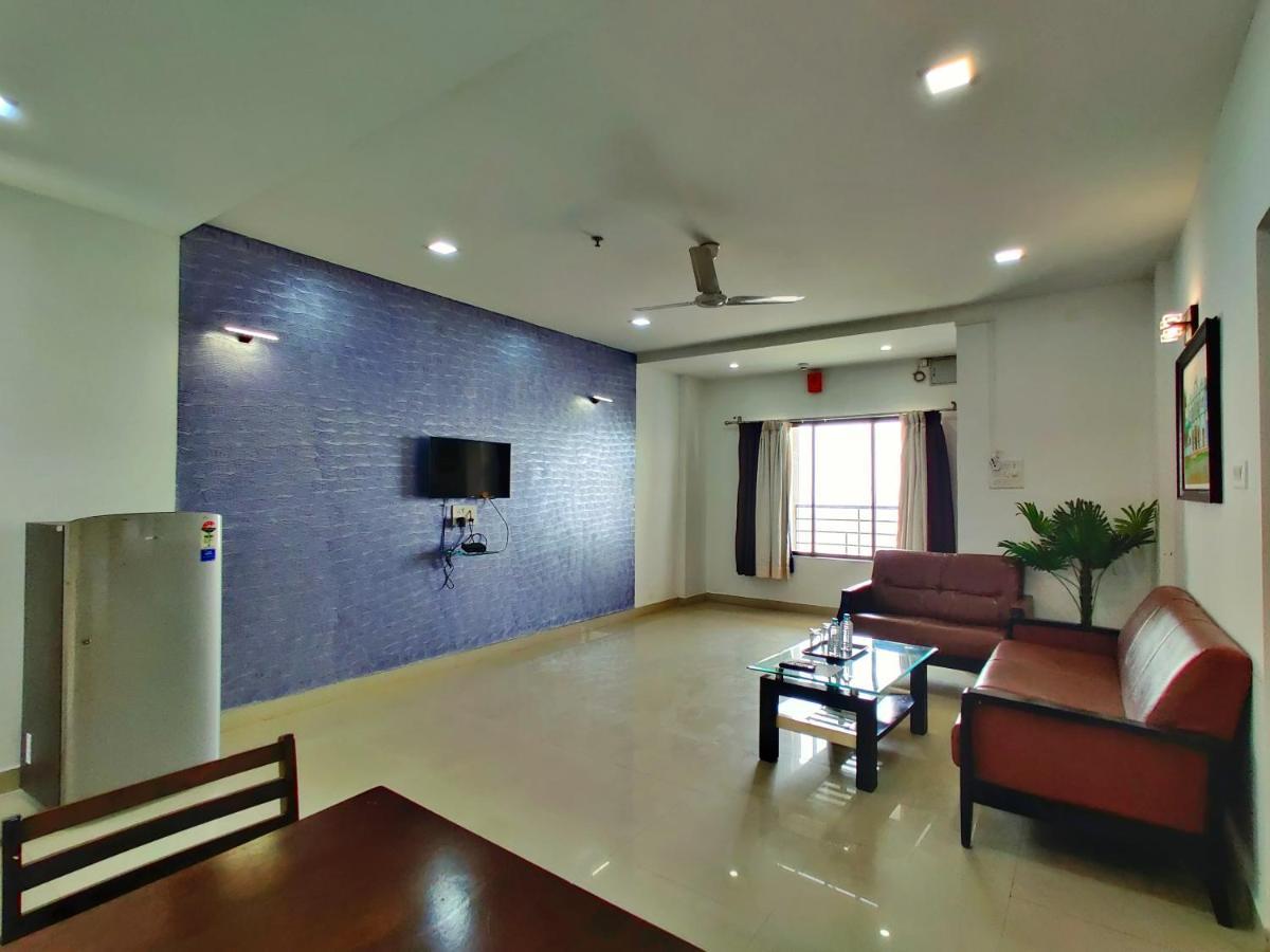 Golden Chariot Hotel 达曼 外观 照片
