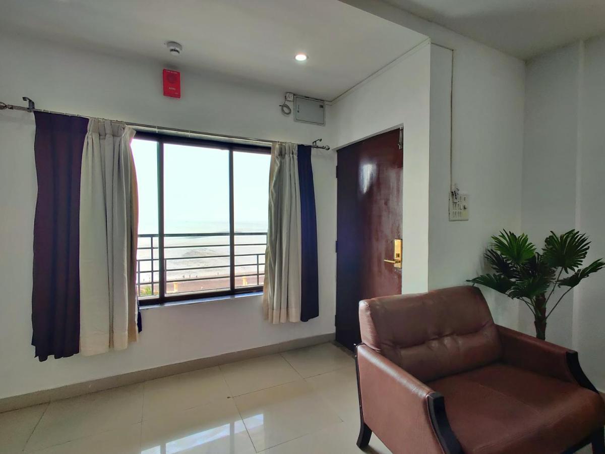 Golden Chariot Hotel 达曼 外观 照片