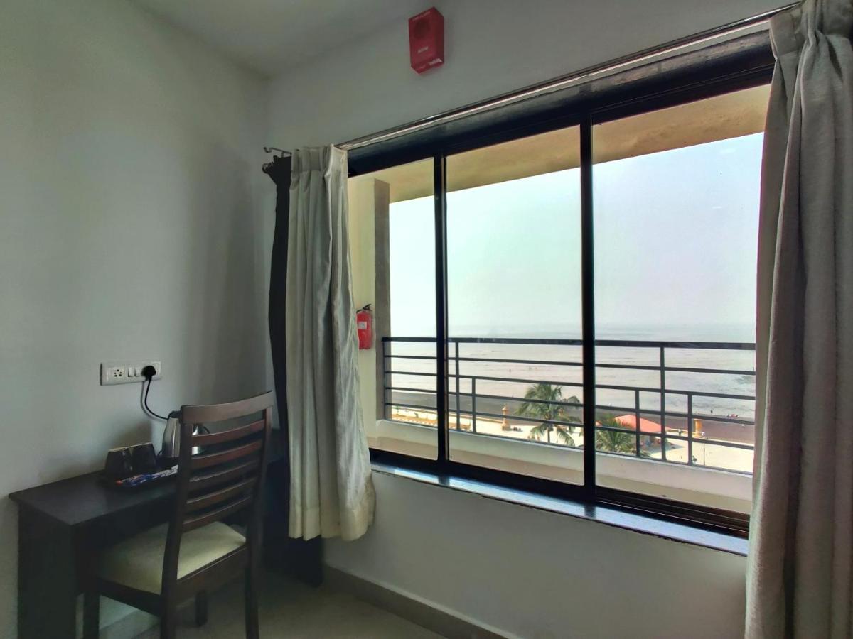 Golden Chariot Hotel 达曼 外观 照片